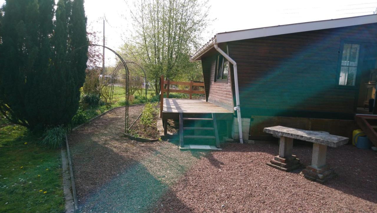 Chalet De Vacances Guisy Exterior foto